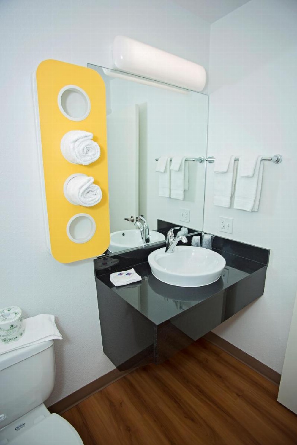 Deluxe Queen Room with Two Queen Beds - Non-Smoking